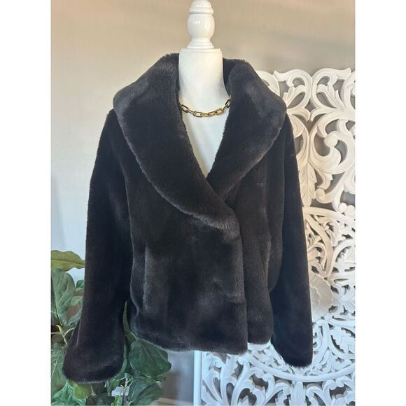 Apparis Fiona Faux Fur Jacket - Picture 2 of 11